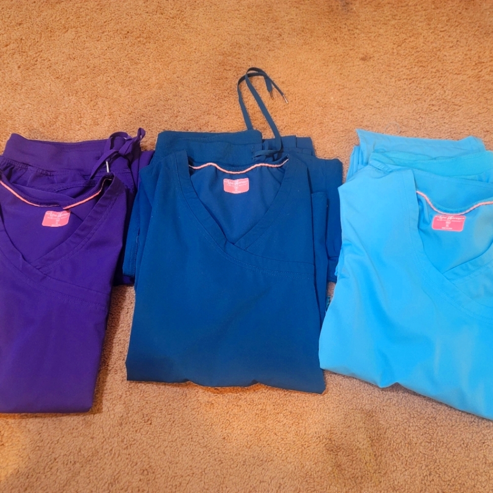 Set of 3 AvaTherese Scrubs
